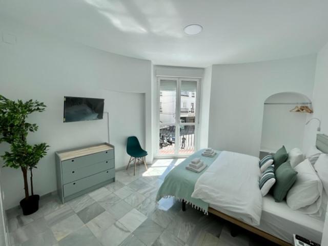 Ad1b Arenal 3br Apartment, 250 Mtrs From Cathedral Séville